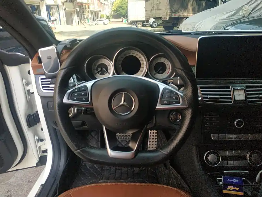 Mercedes-Benz CLS — миниатюра 15