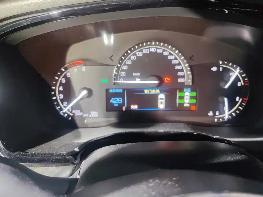 Cadillac XT5 — миниатюра 14