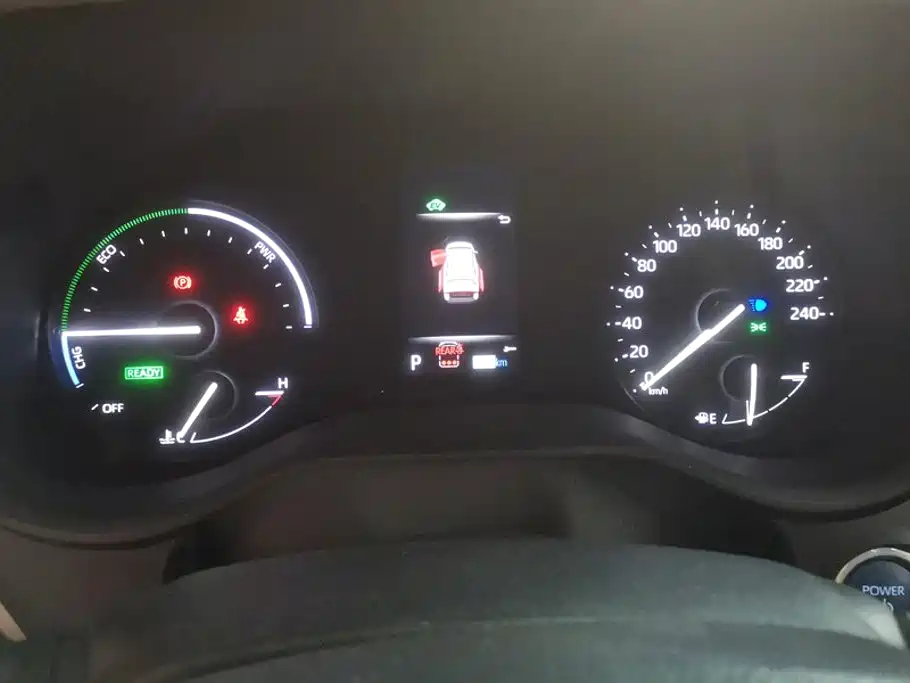 Toyota Granvia — миниатюра 14