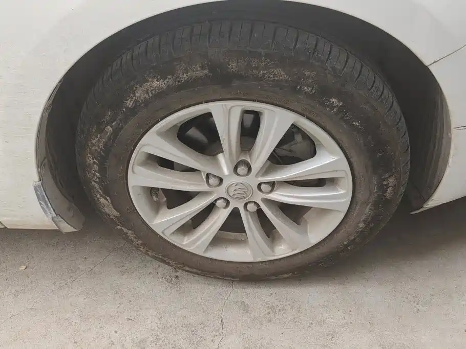 Buick Excelle — миниатюра 6