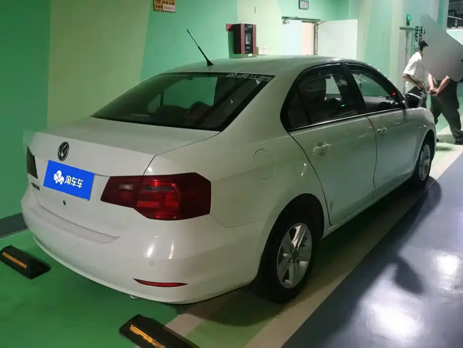 Volkswagen Jetta — миниатюра 3