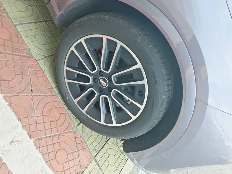 Shangjie Shangjie H5 — миниатюра 6