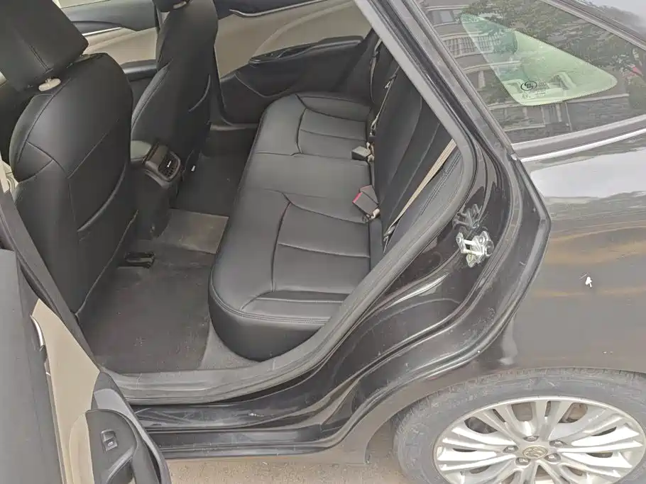 Buick Excelle — миниатюра 11