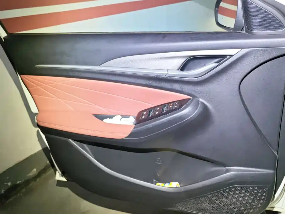 Changan Eado — миниатюра 7