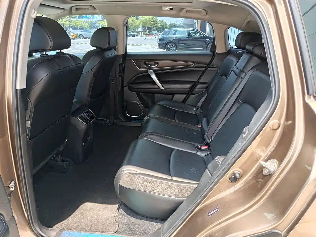 Honda Avancier 2017 240TURBO Premium