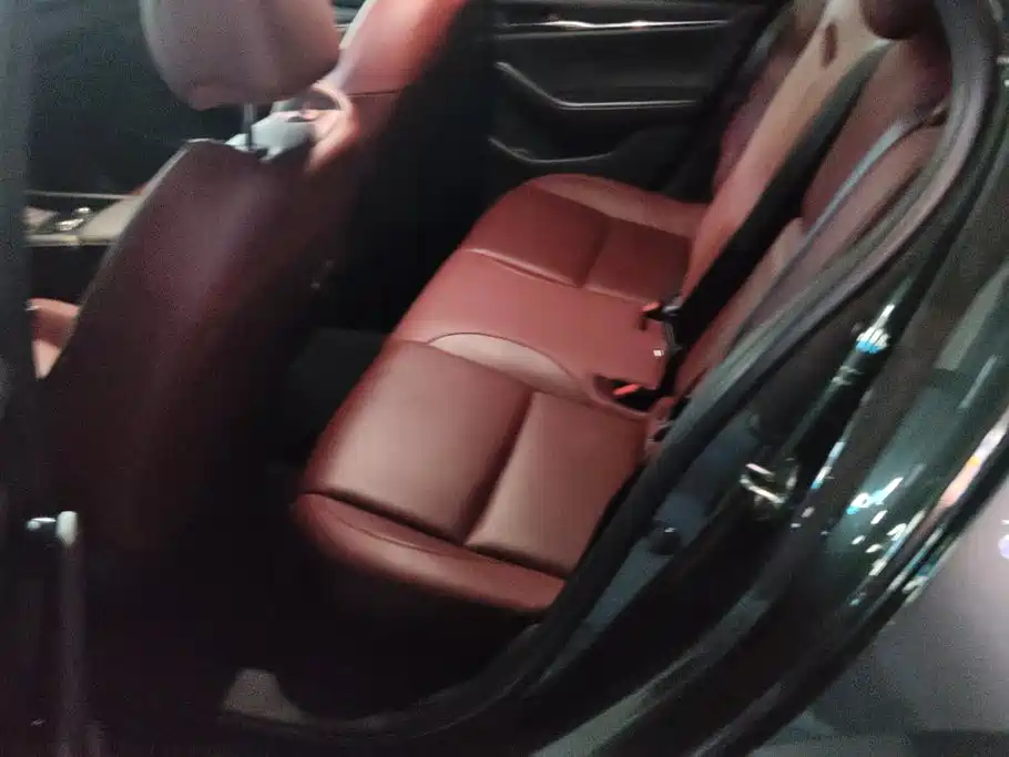 Mazda 3 Axela — миниатюра 11