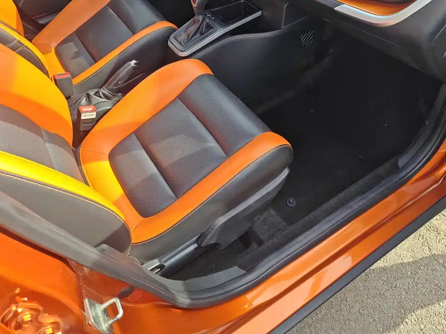 Geely Vision X1 — миниатюра 8