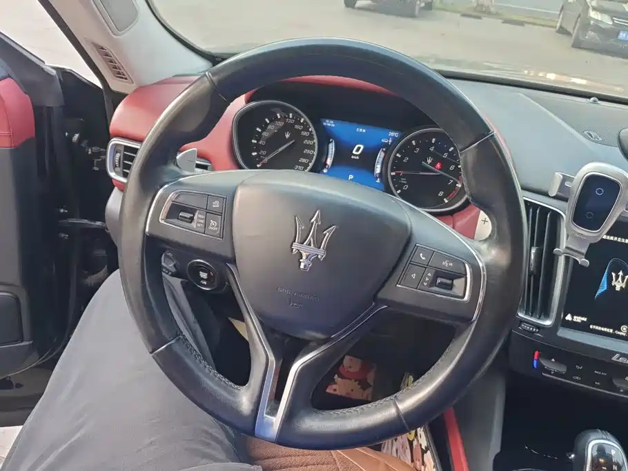 Maserati Levante — миниатюра 15