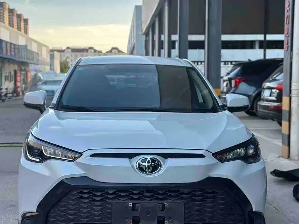 Toyota Frontlander — миниатюра 3