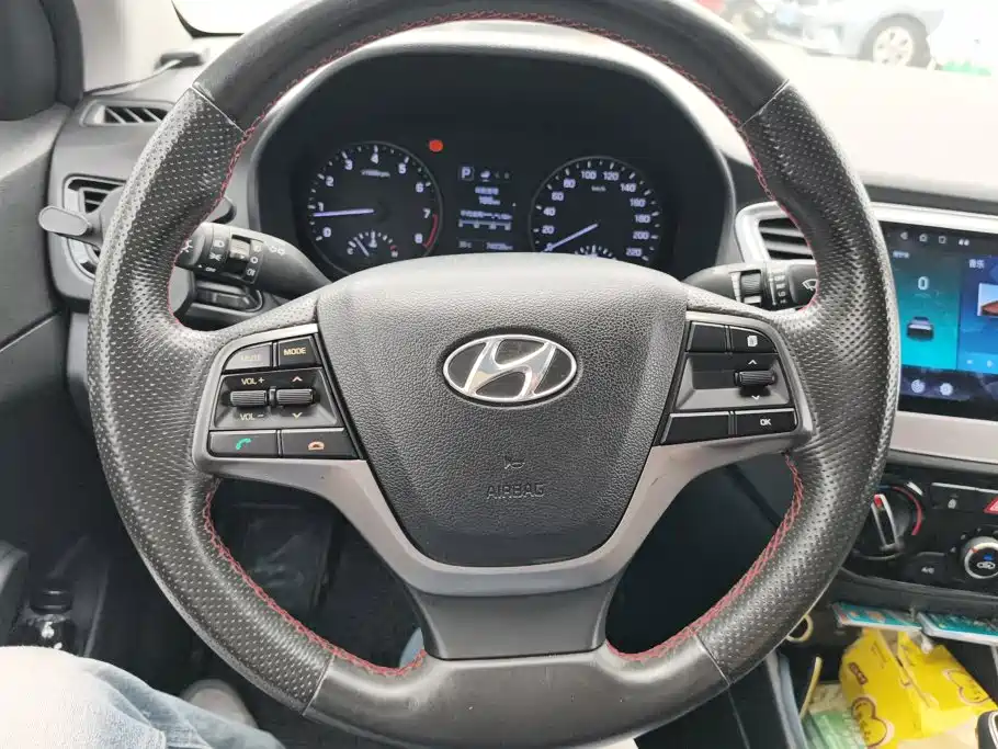 Hyundai Verna — миниатюра 15