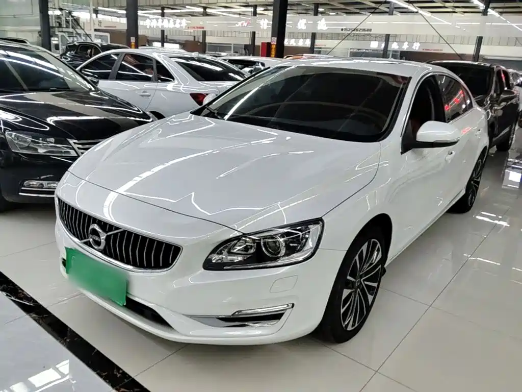 Volvo S60