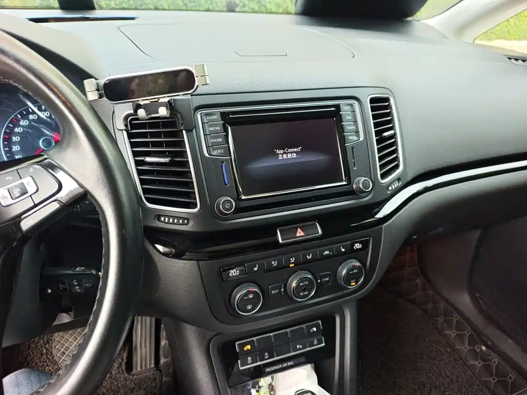 Volkswagen Sharan — миниатюра 14