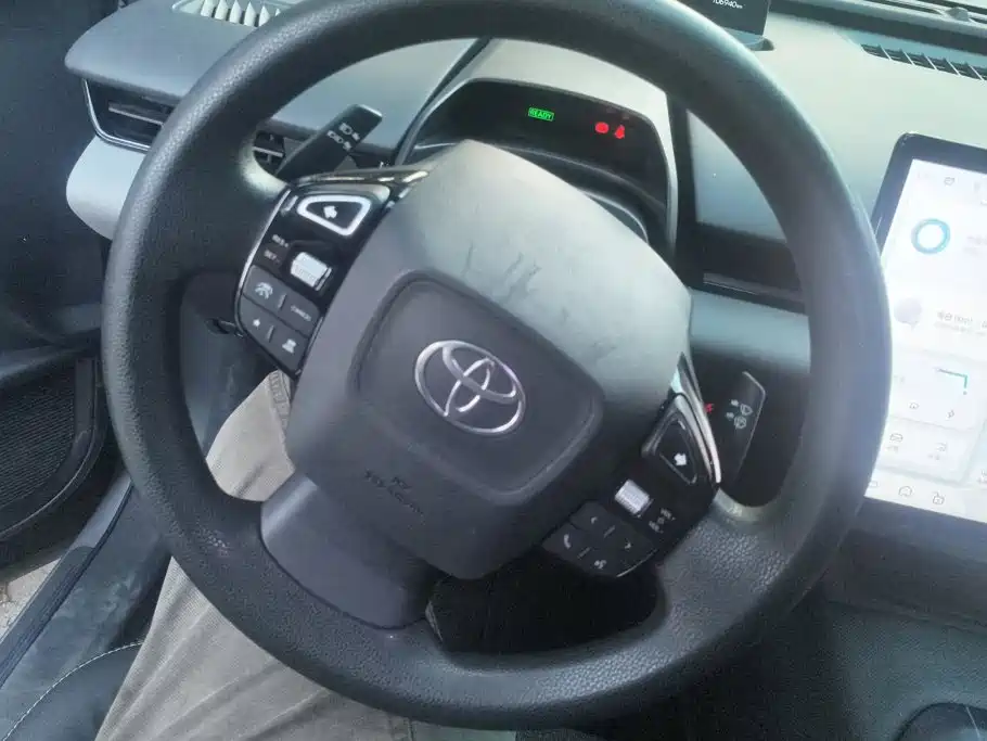 Toyota bZ5 — миниатюра 15