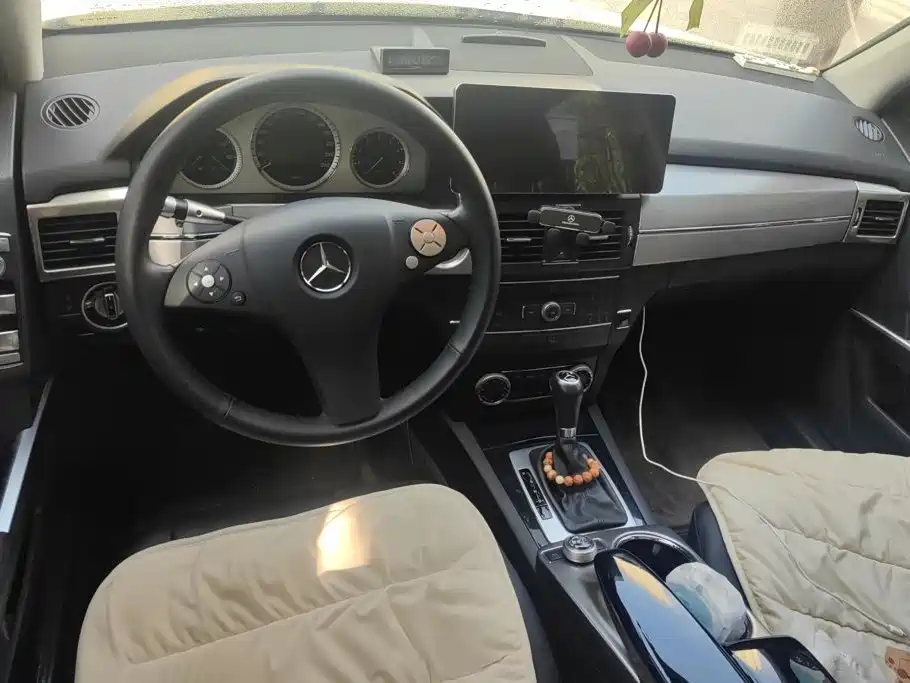 Mercedes-Benz GLK-Class (Import) — миниатюра 12