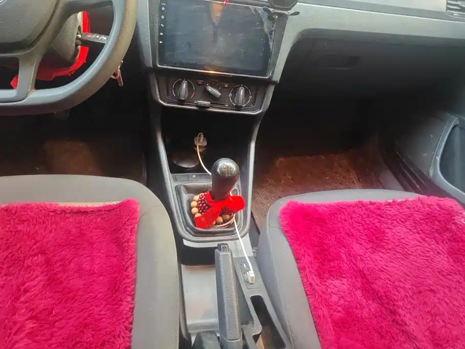 Volkswagen Santana — миниатюра 16