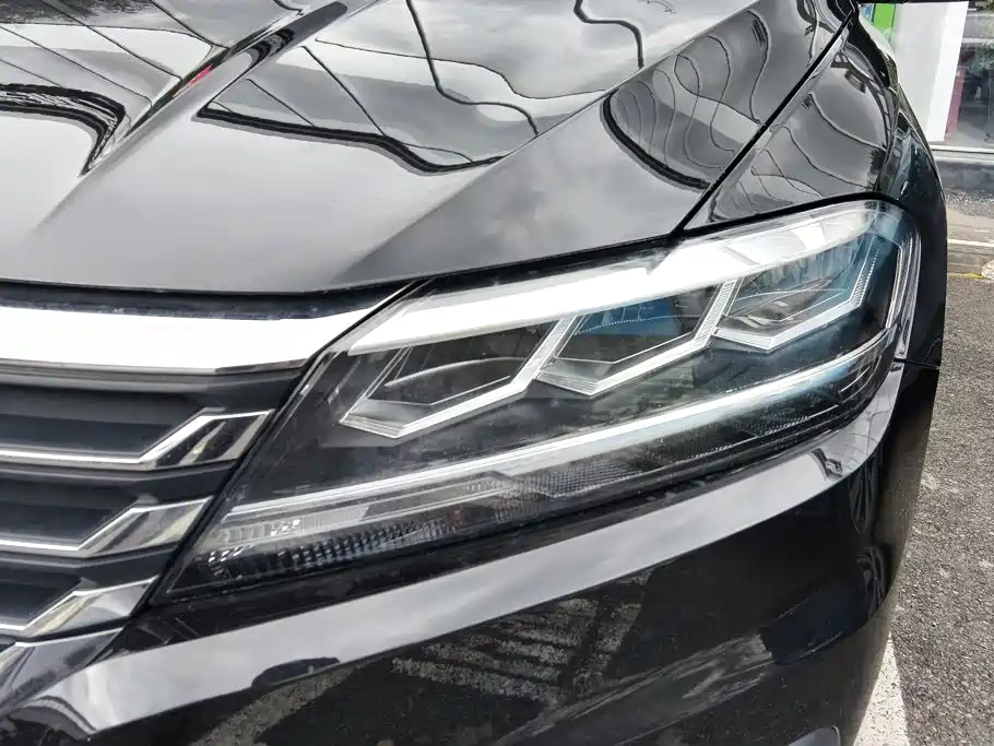 Volkswagen Lavida — миниатюра 5