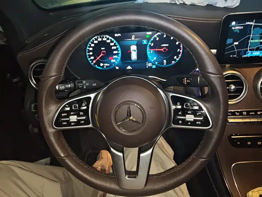 Mercedes-Benz GLC — миниатюра 15