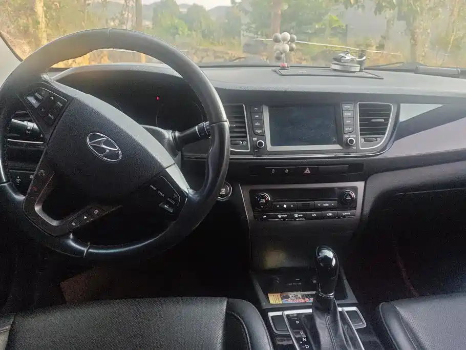 Hyundai Mistra — миниатюра 12