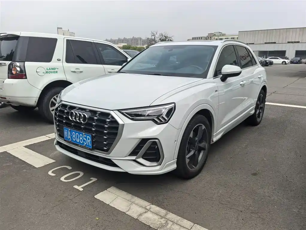 Audi Q3 2023