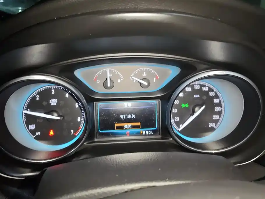Buick Envision Plus — миниатюра 14