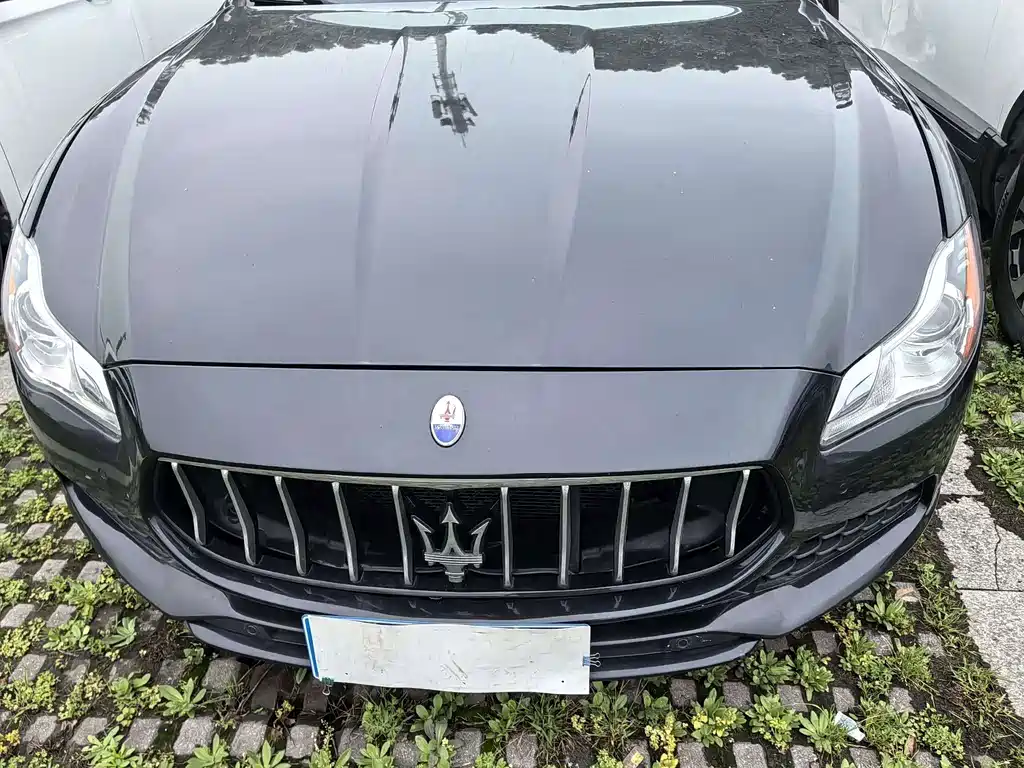 Maserati Quattroporte — миниатюра 2