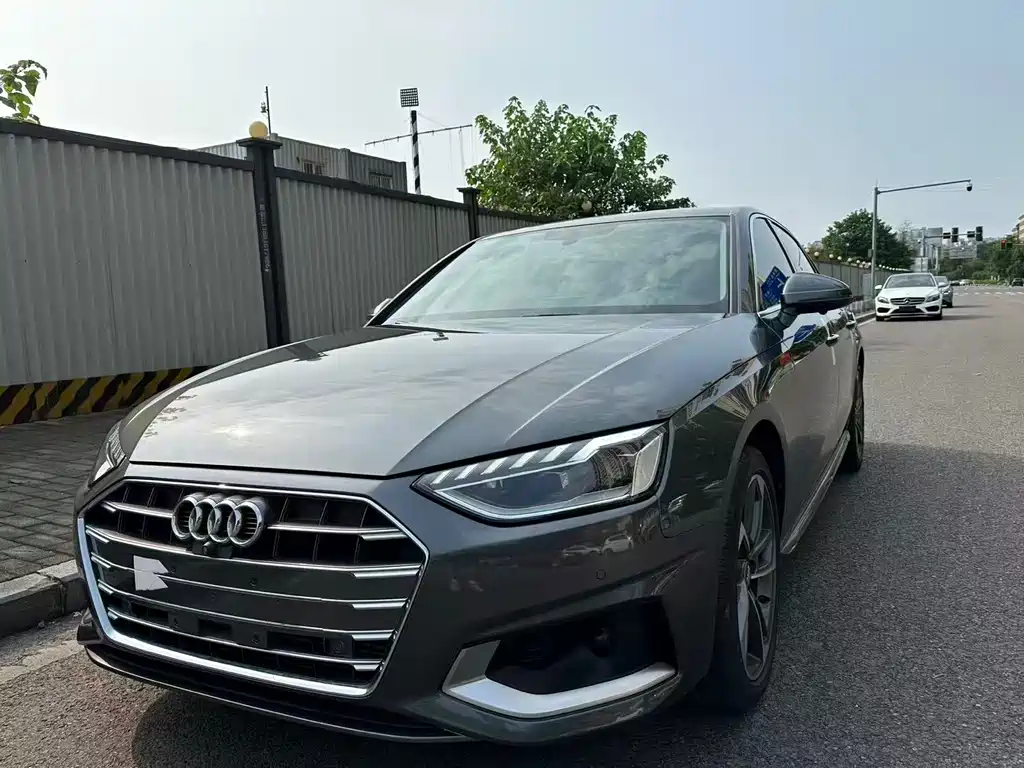 Audi A4L 2020 40 TFSI Fashion Supreme Elegant Type
