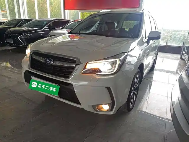SUBARU FORESTER 2017