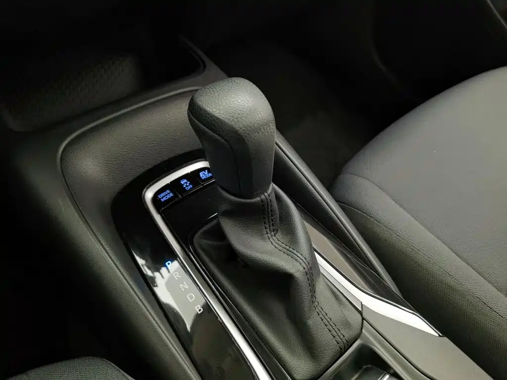 Toyota Corolla — миниатюра 13