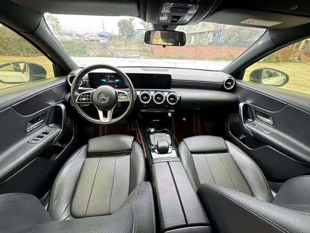 MERCEDES BENZ A CLASS