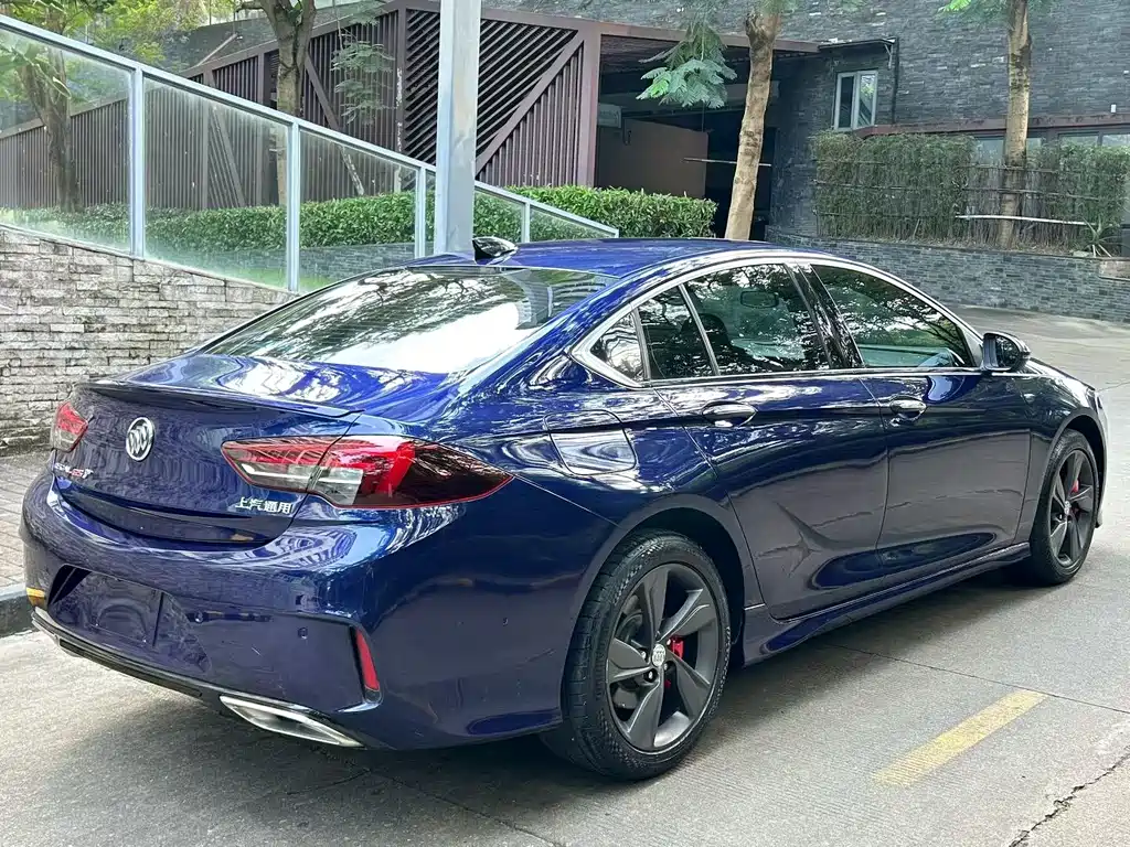 Buick Regal — миниатюра 8