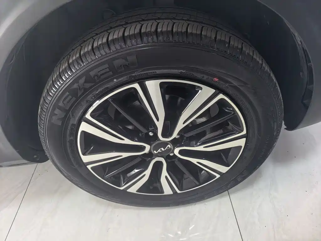 Kia KX1 - фото 4