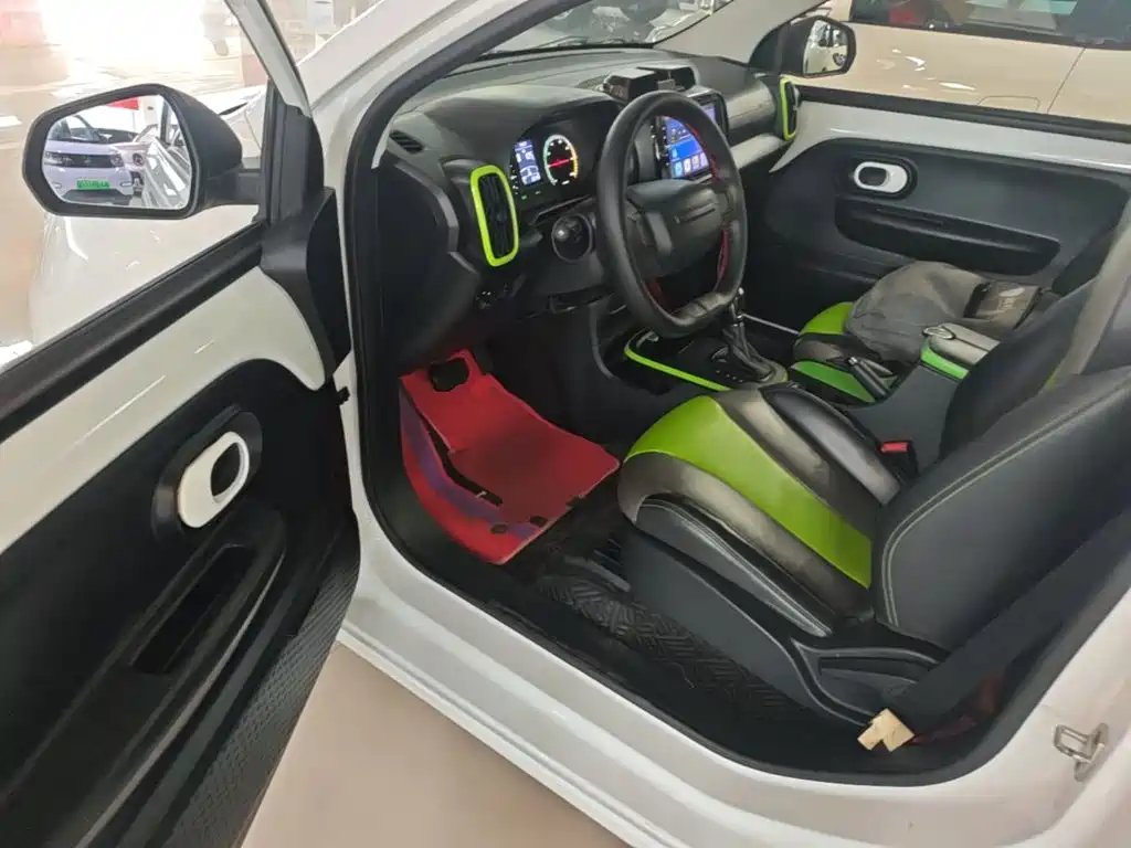 Roewe Clever — миниатюра 16