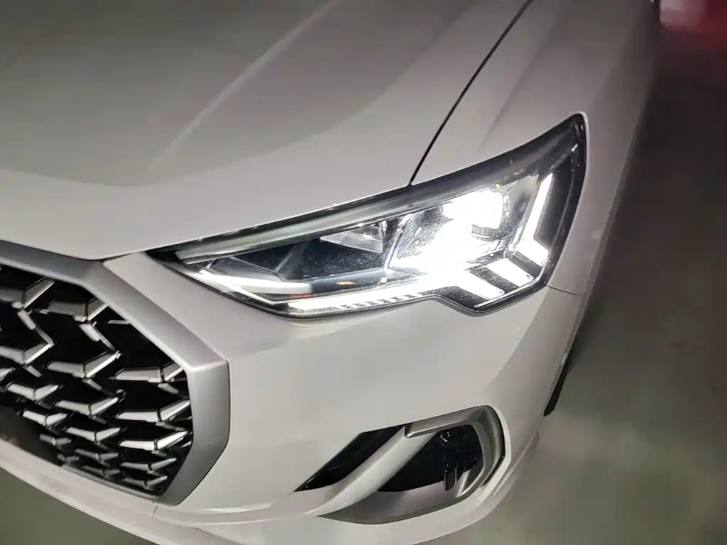 Audi Q3 — миниатюра 24