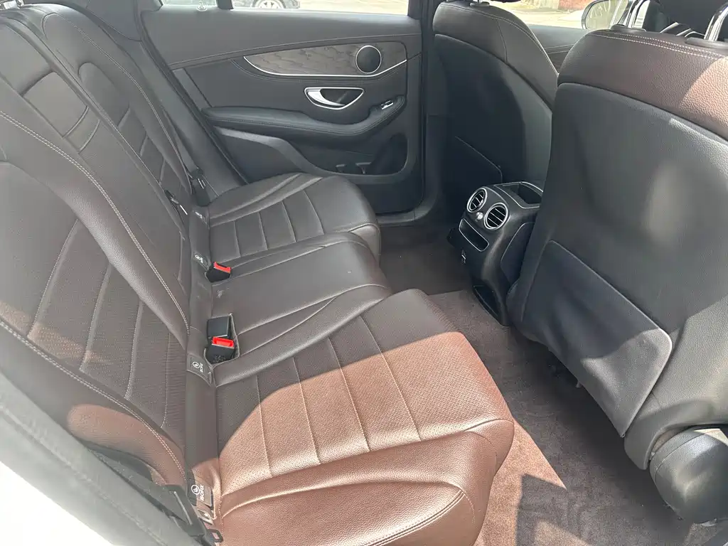 Mercedes-Benz GLC 2021 GLC 260 L 4MATIC