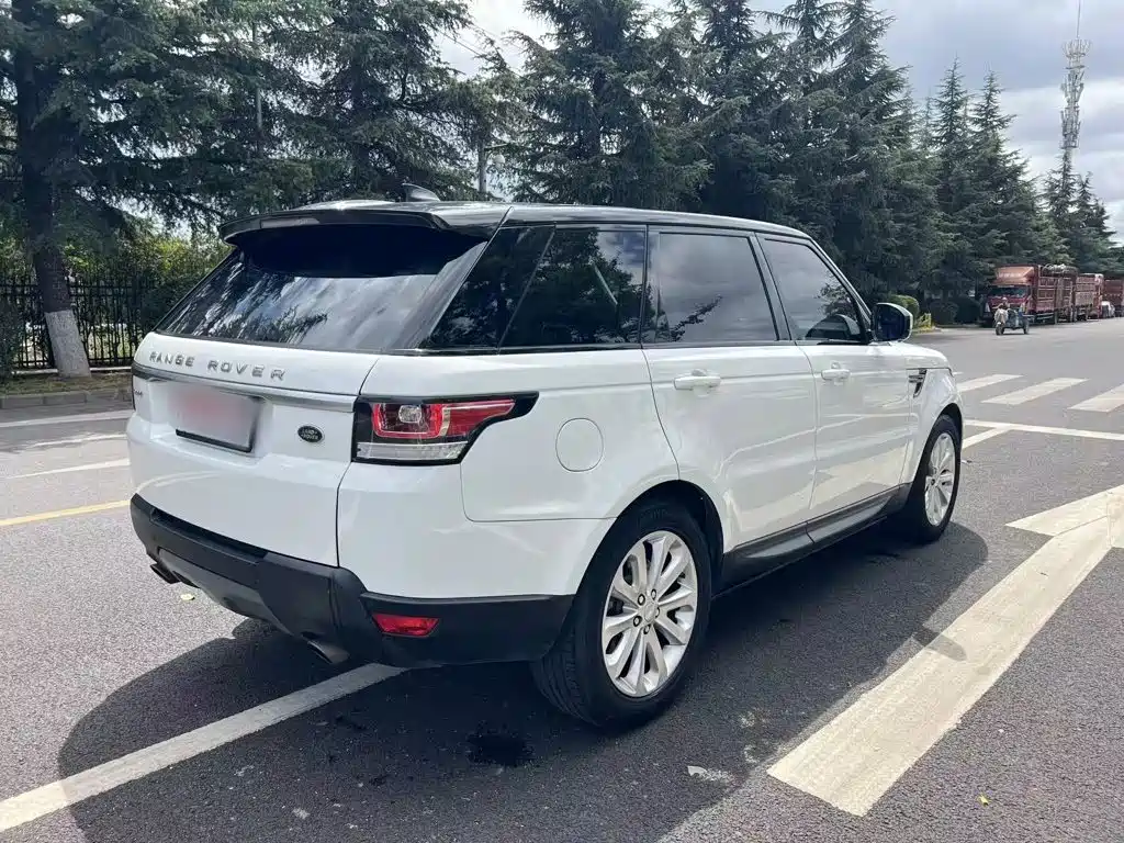 Land Rover Sport — миниатюра 12