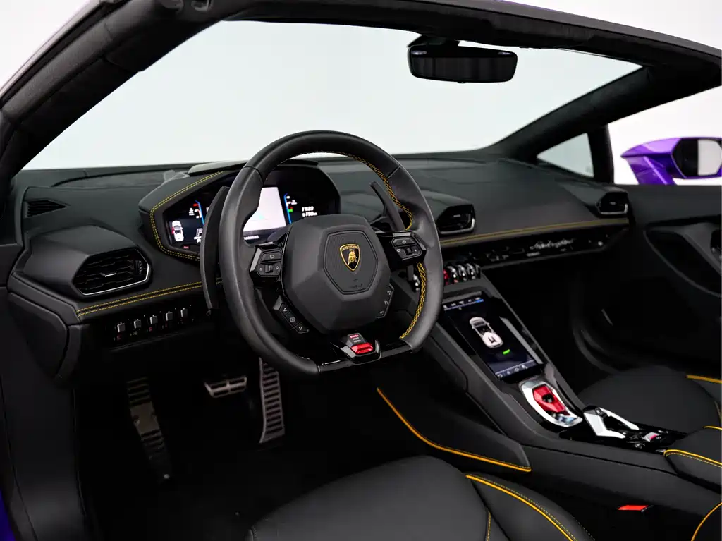 LAMBORGHINI HURACÁN