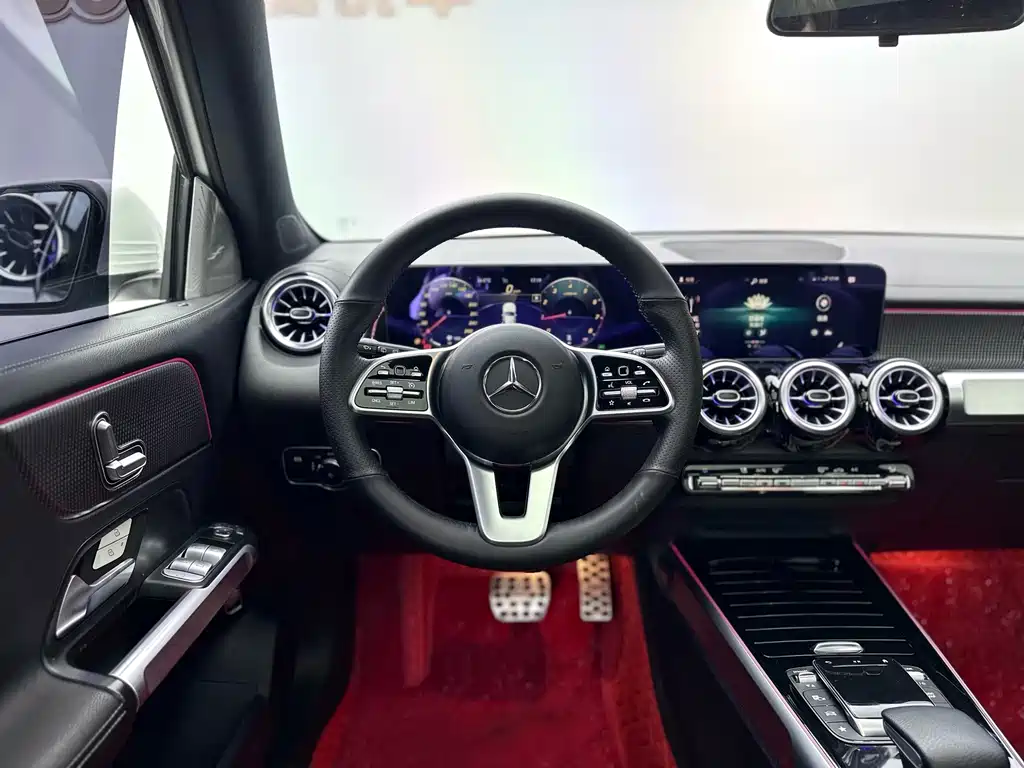 Mercedes-Benz GLB — миниатюра 5