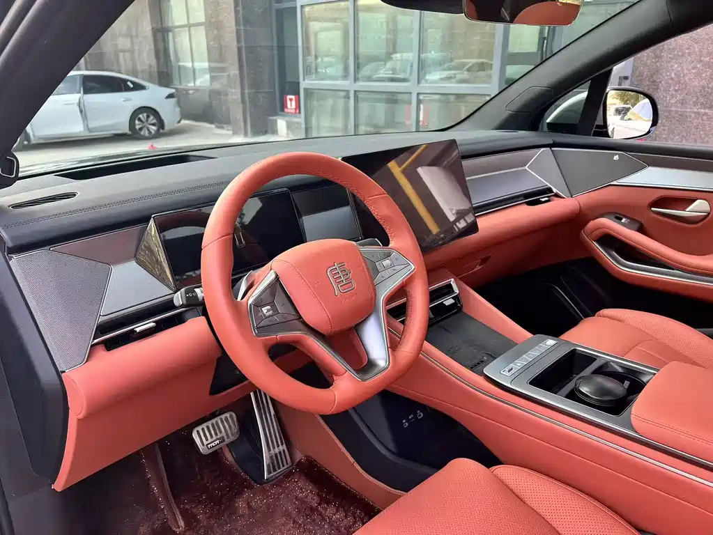 BYD Tang L — миниатюра 11