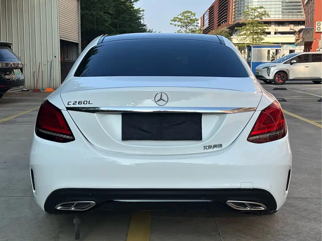 Mercedes-Benz C-Class — миниатюра 4