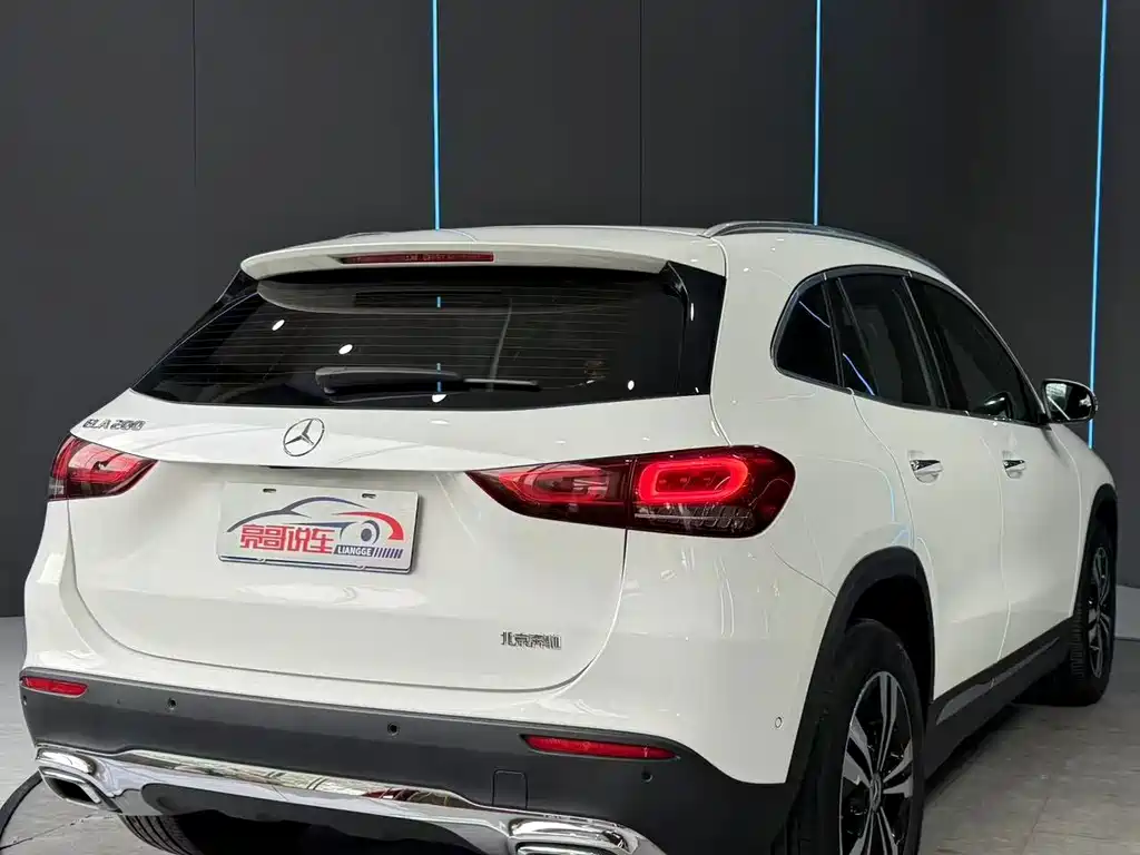 Mercedes-Benz GLA — миниатюра 6