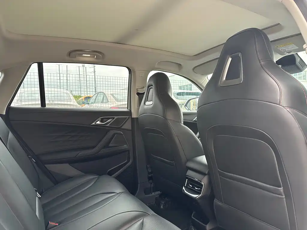 Roewe RX5 — миниатюра 16