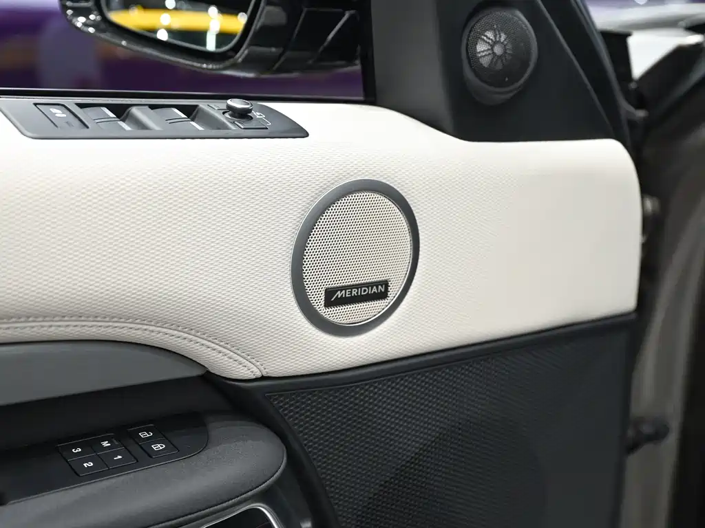 Land Rover Discovery - фото 14
