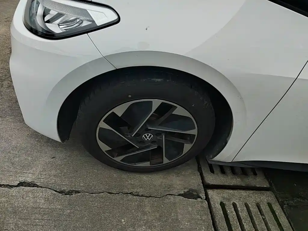 Volkswagen ID.3 — миниатюра 23