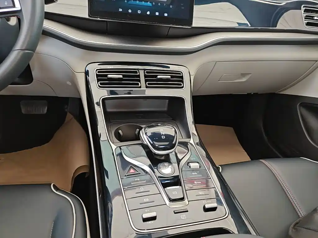 BYD Qin PLUS — миниатюра 14