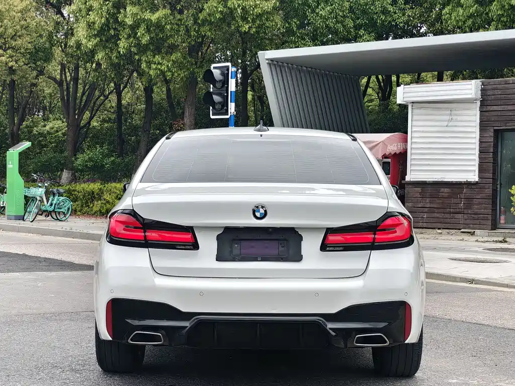 BMW 5 Series 5 2022 525Li M Sport