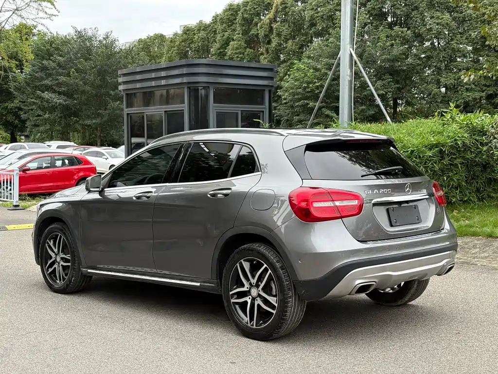 Mercedes-Benz GLA — миниатюра 7