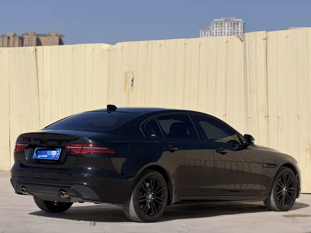 Jaguar XEL — миниатюра 9