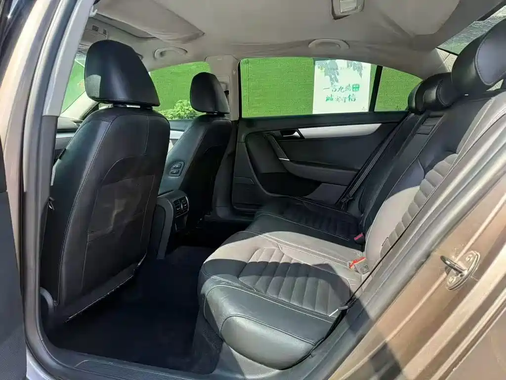 Volkswagen Magotan — миниатюра 6