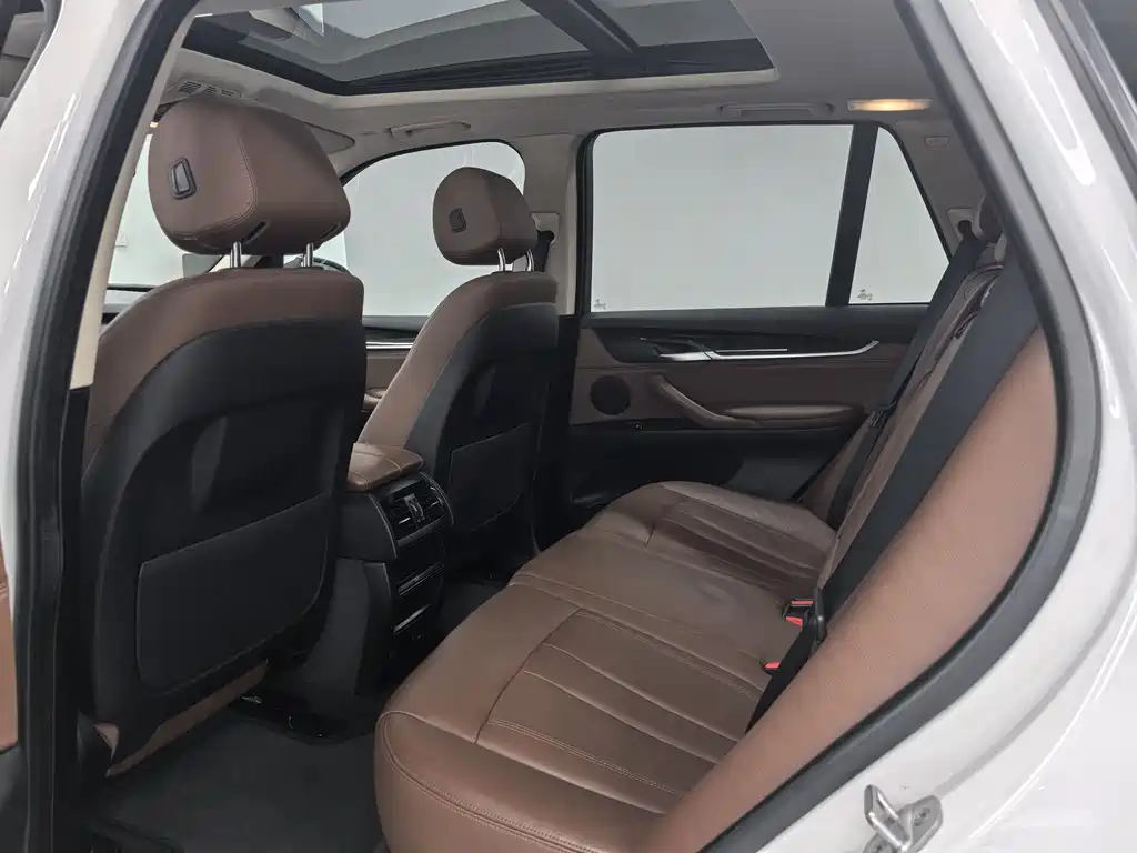 BMW X5 2015 xDrive28i