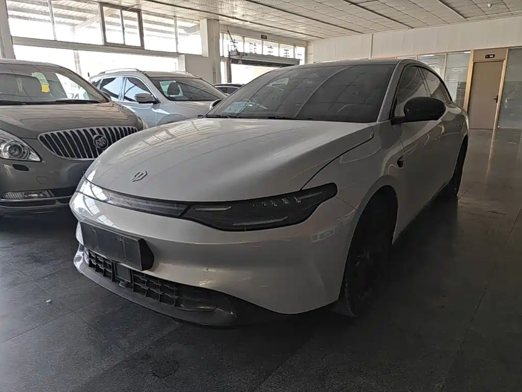 Leapmotor Leapmotor C01 — миниатюра 2